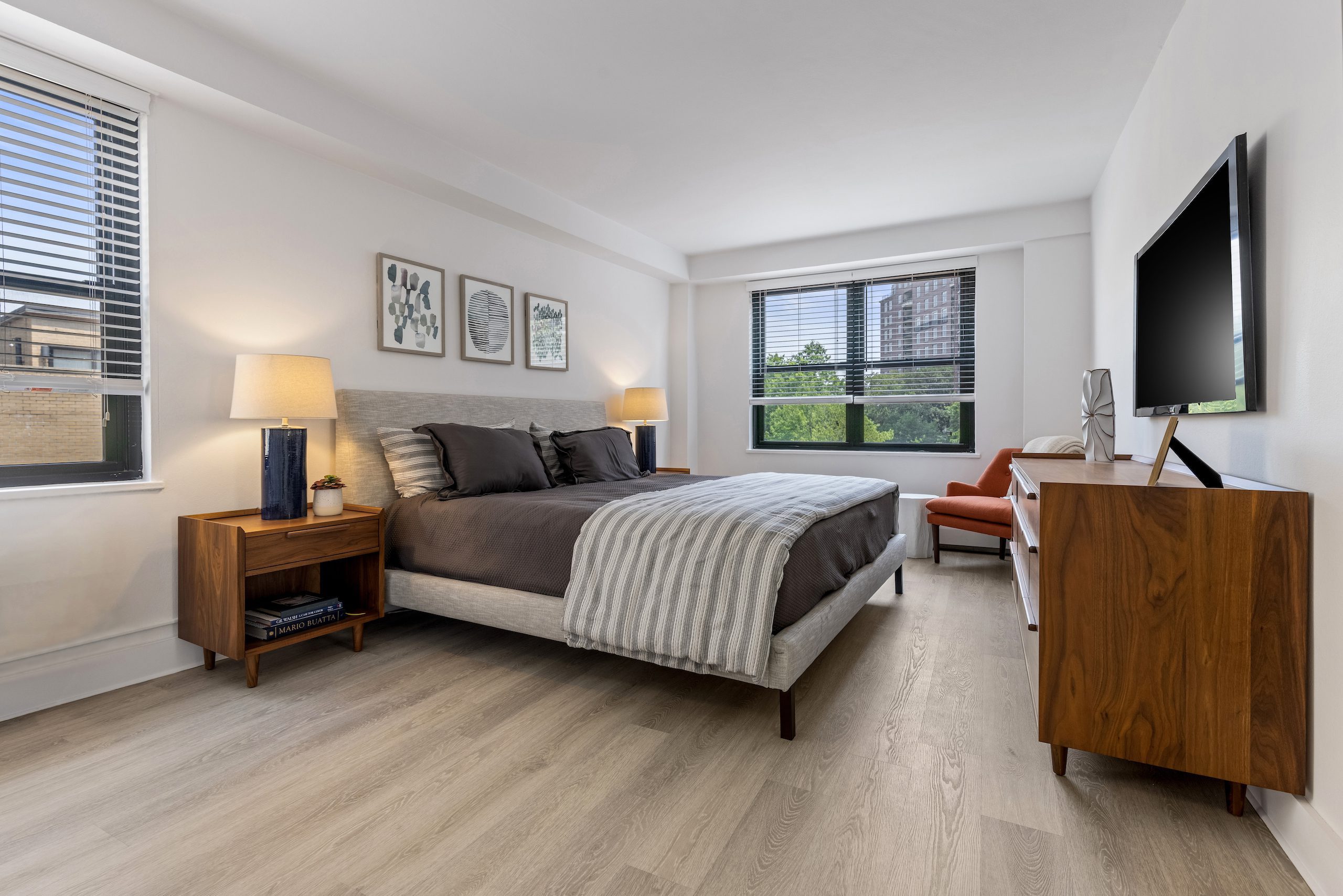 203 Living - Prospect Park residence bedroom with large windows and lots of light in Stamford